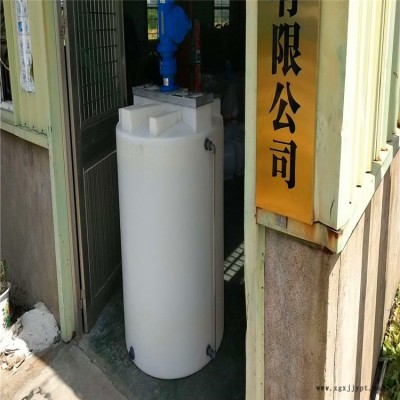 30立方大型塑料蓄水箱廠家 滾塑容器 污水儲水箱供應商-慈溪祥盛